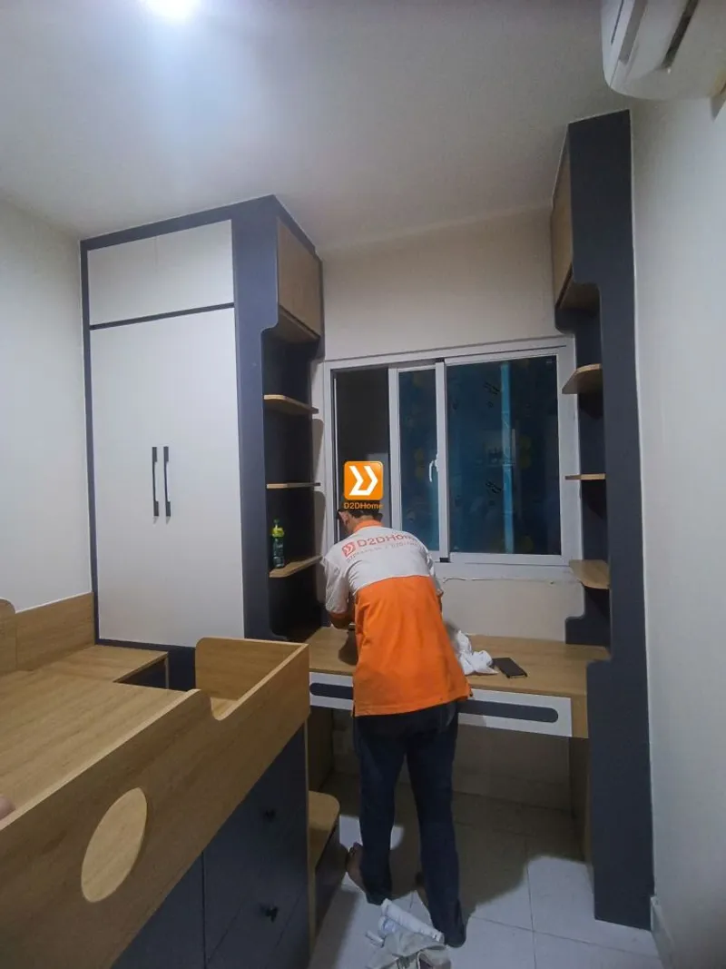 Phòng ngủ với hệ giường tủ bàn kết hợp nhà chị Hà - Ảnh 11