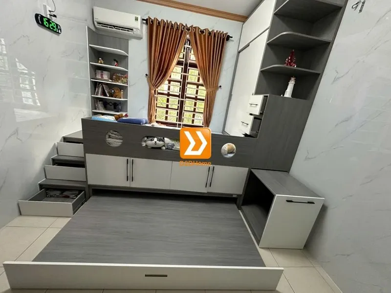 Phòng ngủ cho bé với hệ giường tủ bàn kết hợp nhà chị Phượng - Ảnh 11