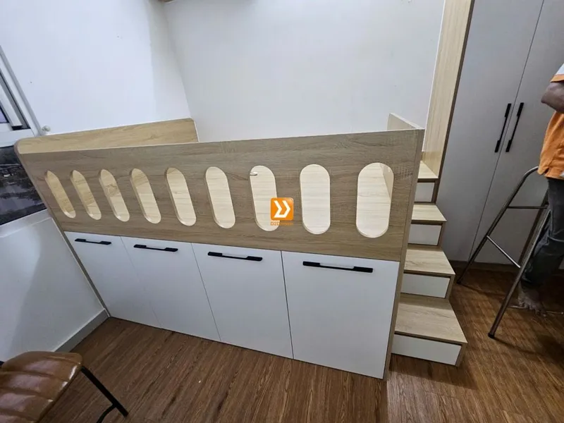 Phòng ngủ cho bé với hệ giường tủ bàn kết hợp nhà chị Sâm - Ảnh 8