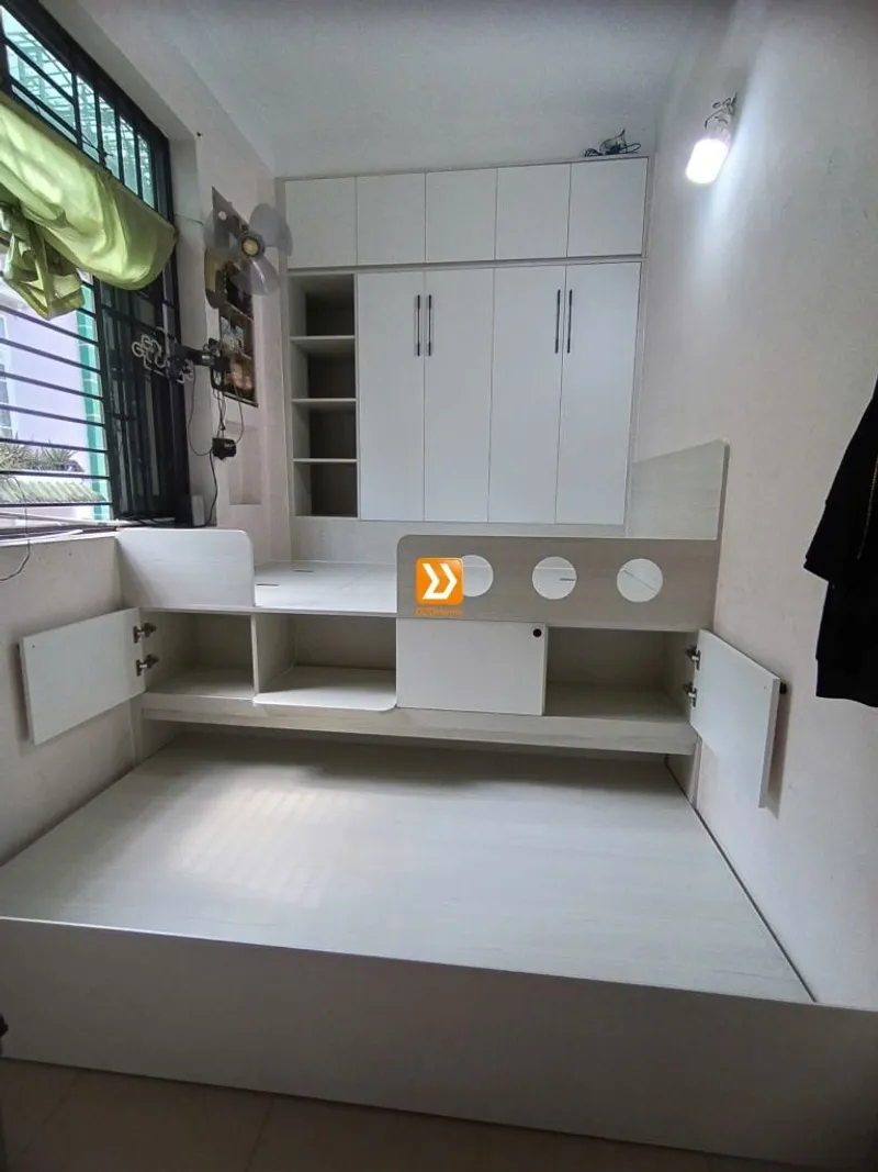Phòng ngủ cho bé với hệ giường tủ bàn kết hợp nhà chị Jia Fong - Ảnh 7